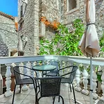 Lägenhet Old Stone House St Lawrence In The Heart Of Sibenik's Old Town *
