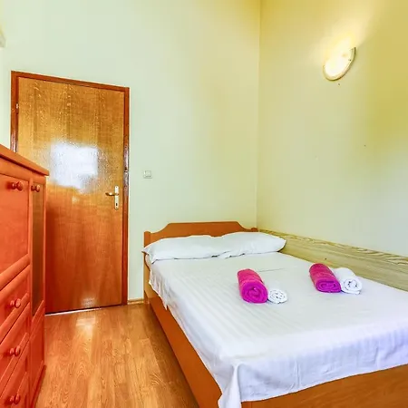 Old Stone House St Lawrence In The Heart Of Sibenik's Old Town Šibenik