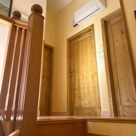 Old Stone House St Lawrence In The Heart Of Sibenik's Old Town Апартаменты *