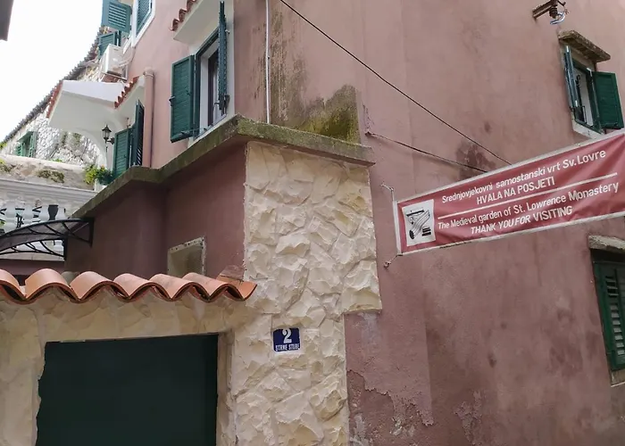 Old Stone House St Lawrence In The Heart Of Sibenik's Old Town Appartement Šibenik