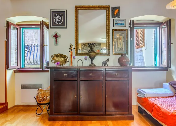 Apartment Old Stone House St Lawrence In The Heart Of Sibenik's Old Town