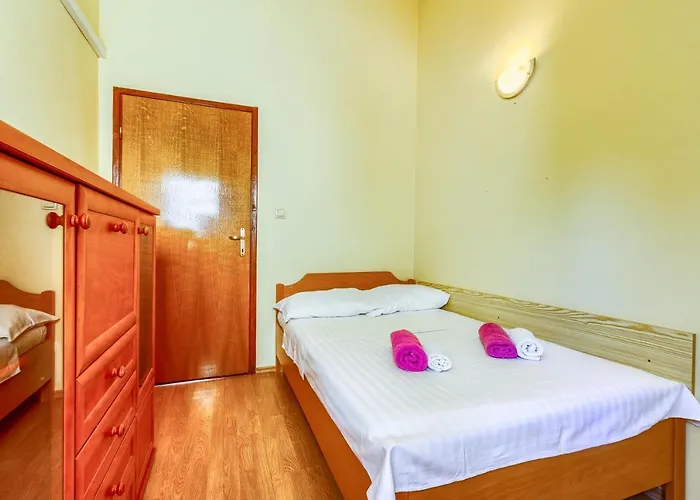 Old Stone House St Lawrence In The Heart Of Sibenik's Old Town Šibenik