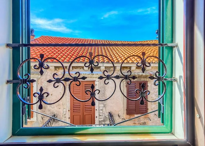 Apartment Old Stone House St Lawrence In The Heart Of Sibenik's Old Town