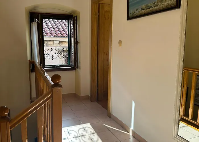 Appartement Old Stone House St Lawrence In The Heart Of Sibenik's Old Town *